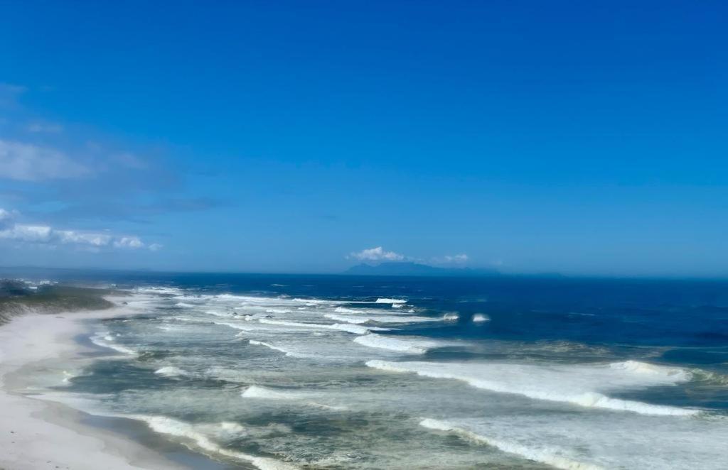 Swept Away Guesthouse - No-Loadshedding Yzerfontein Exterior photo